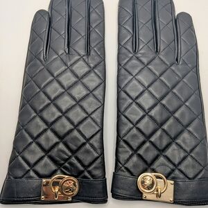 NWOT Michael Kors Black Quilted Leather Gloves